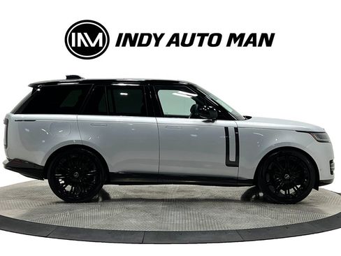 Used 2024 Land Rover Range Rover SE image 3