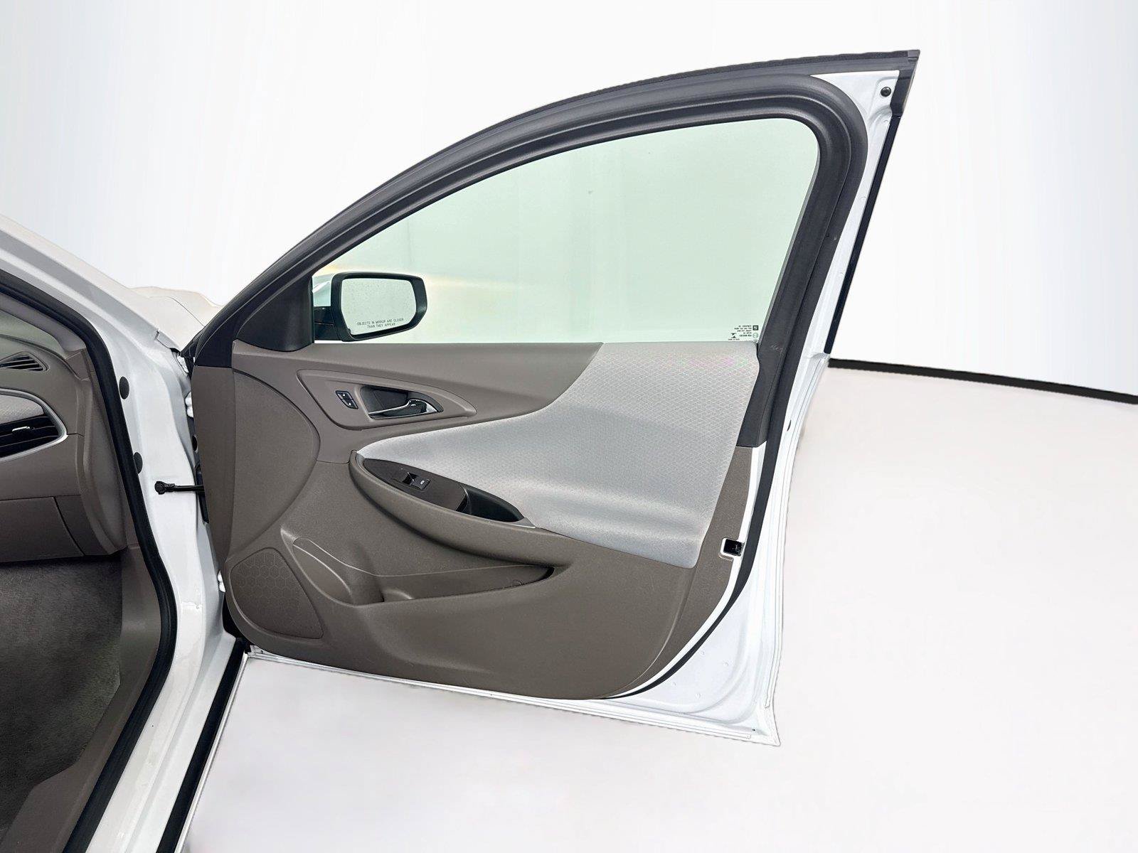 Used 2025 Chevrolet Malibu LT FWD image 27