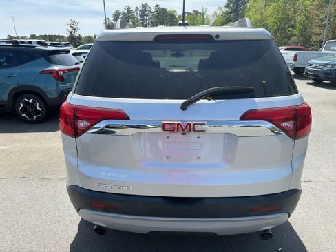 Used 2018 GMC Acadia SLT image 8