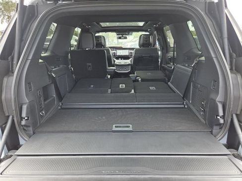 New 2026 Ford Expedition Platinum w/ Stealth Appearance Package AWD/4WD image 17