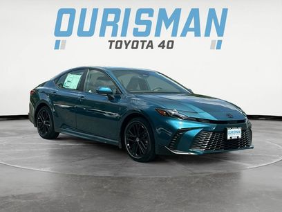 Used 2025 Toyota Camry SE w/ Convenience Package