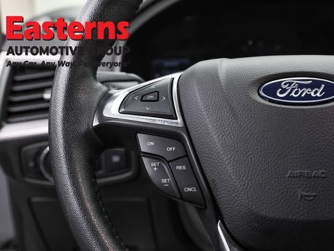 Used 2024 Ford Edge SEL image 15