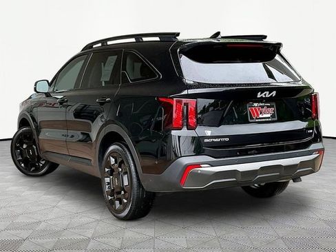 Used 2024 Kia Sorento SX AWD/4WD image 4