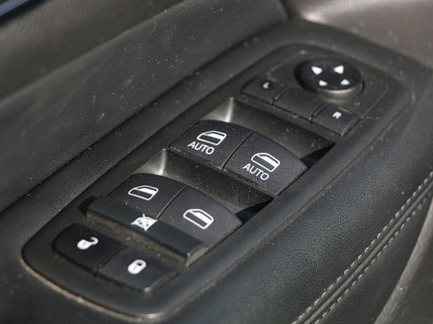 Used 2021 Jeep Grand Cherokee Limited w/ Trailer Tow Group IV AWD/4WD image 31