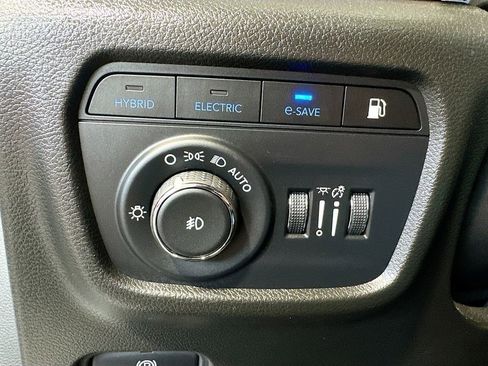 Used 2023 Jeep Grand Cherokee 30th Anniversary image 20