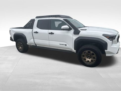 Used 2025 Toyota Tacoma 4x4 Double Cab Hybrid w/ Tow Tech Package image 33