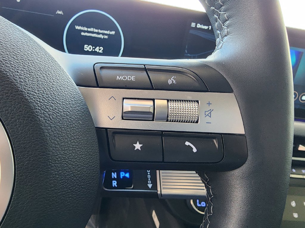 Used 2025 Hyundai Sonata Limited FWD image 21