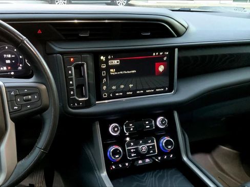 Used 2022 GMC Yukon Denali image 7