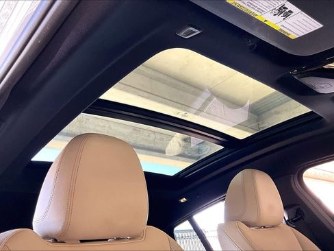 Used 2023 BMW X4 xDrive30i w/ M Sport Package image 13