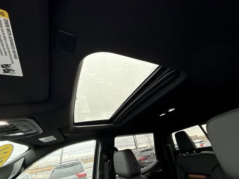 Certified 2024 GMC Sierra 1500 AT4 w/ Technology Package image 18