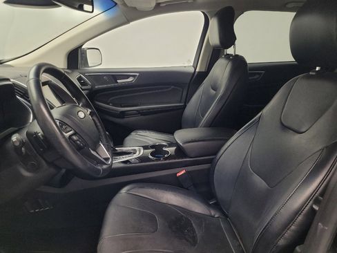 Used 2017 Ford Edge Titanium w/ Equipment Group 302A FWD image 17