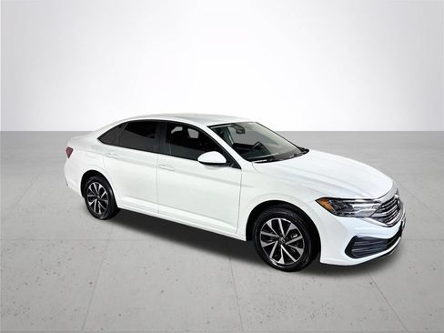 Certified 2024 Volkswagen Jetta S FWD image 5