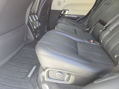 Used 2016 Land Rover Range Rover Supercharged image 32