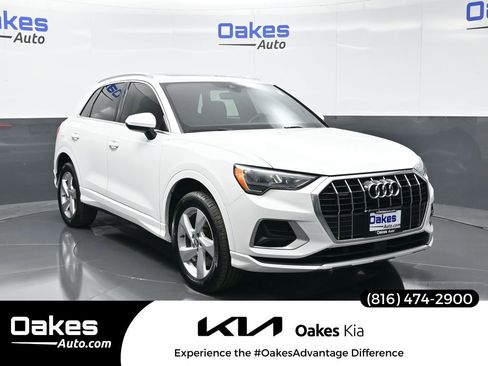 Used 2020 Audi Q3 2.0T Premium image 1