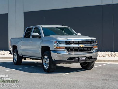 Used 2018 Chevrolet Silverado 1500 LT image 14