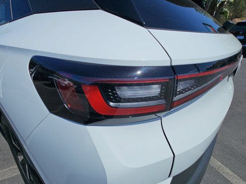 Certified 2023 Volkswagen ID.4 Pro RWD image 34