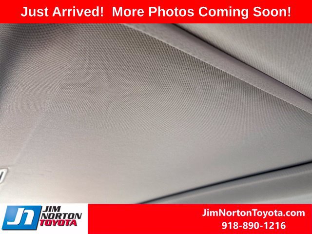 Used 2017 Subaru Outback 2.5i Touring w/ Popular Package #5A AWD/4WD image 12