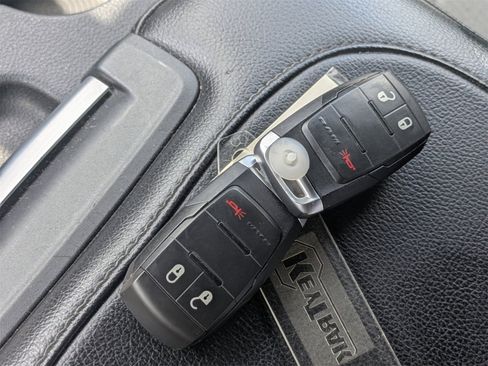 Used 2024 RAM 3500 Big Horn image 35