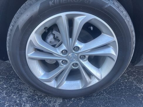 Used 2020 Buick Encore GX Preferred w/ Cold Weather Comfort Package image 2