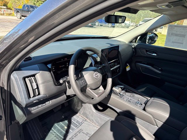 New 2026 Nissan Pathfinder SL AWD/4WD image 42