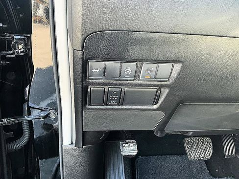 Certified 2024 Nissan Armada SL AWD/4WD image 13