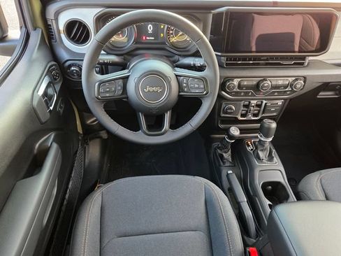 New 2026 Jeep Gladiator Sport AWD/4WD image 7