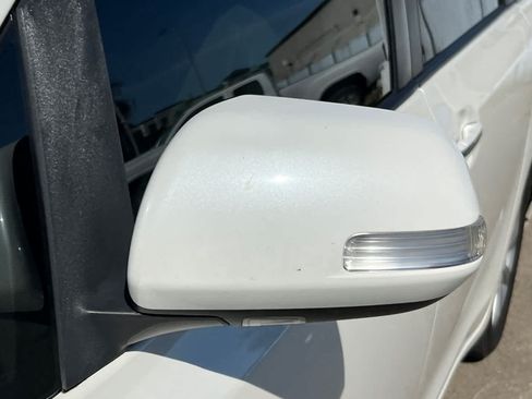 Used 2017 Toyota Sienna Limited Premium FWD image 12