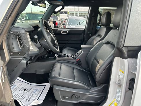 New 2026 Ford Bronco Outer Banks AWD/4WD image 13