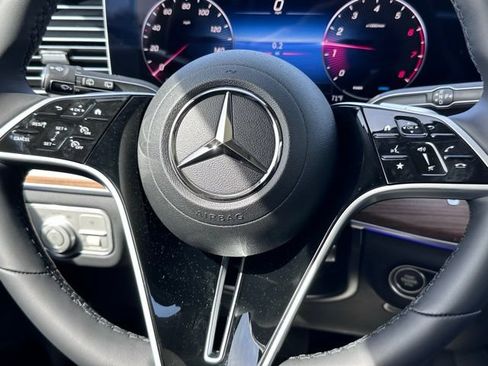 New 2026 Mercedes-Benz GLE 350 4MATIC image 15
