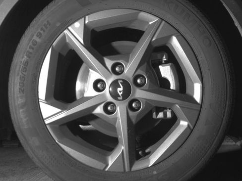 Used 2025 Kia K4 FWD image 13
