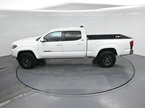 Used 2023 Toyota Tacoma SR5 w/ Black Out Package (TMS) RWD image 44
