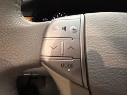 Used 2006 Toyota Avalon XLS image 20