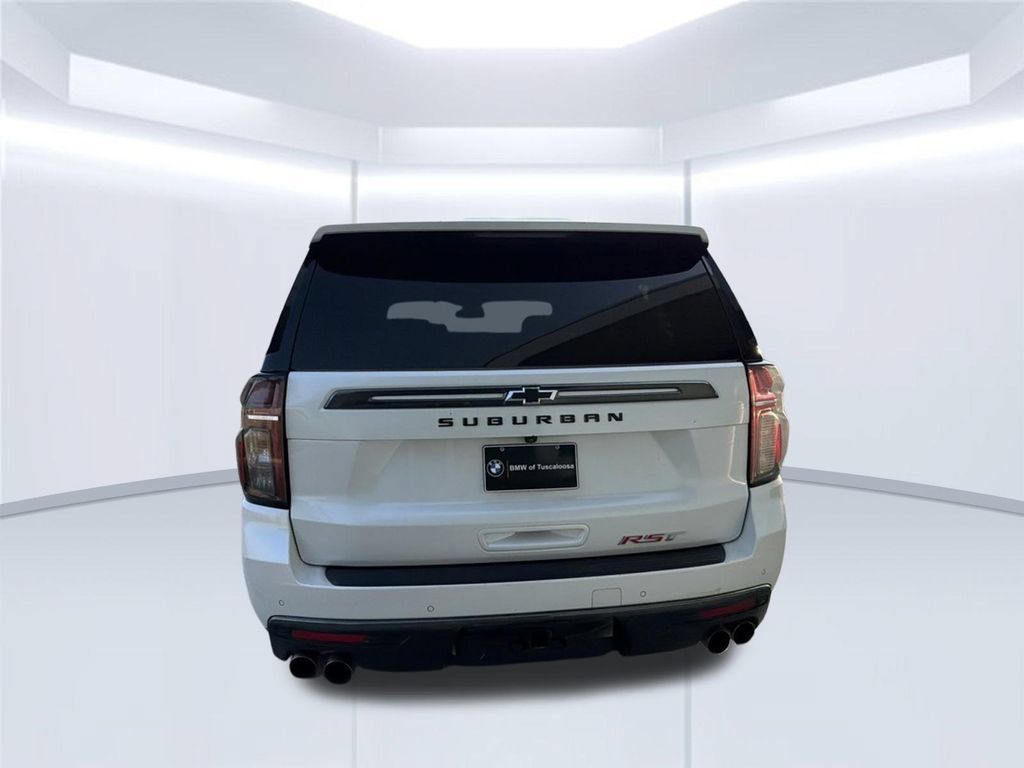 Used 2022 Chevrolet Suburban RST w/ Sport Performance Package AWD/4WD image 6