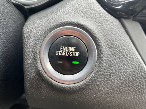 Used 2017 Buick Envision Essence FWD image 20