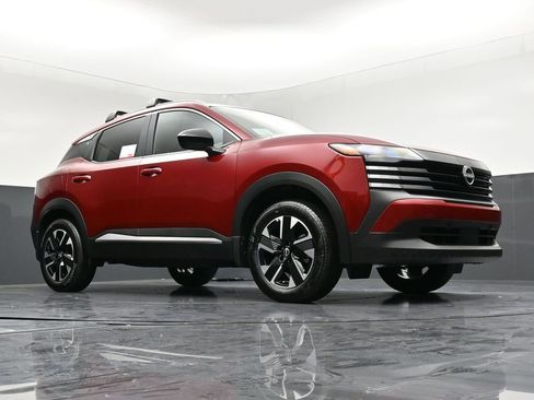 New 2026 Nissan Kicks SV w/ SV Premium Package AWD/4WD image 27