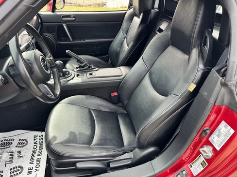 Used 2015 MAZDA MX-5 Miata Grand Touring w/ Premium Package image 3