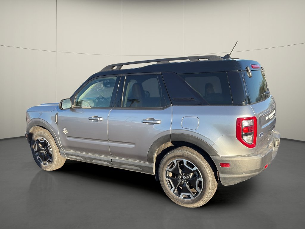Used 2023 Ford Bronco Sport Outer Banks w/ Tech Package AWD/4WD image 5