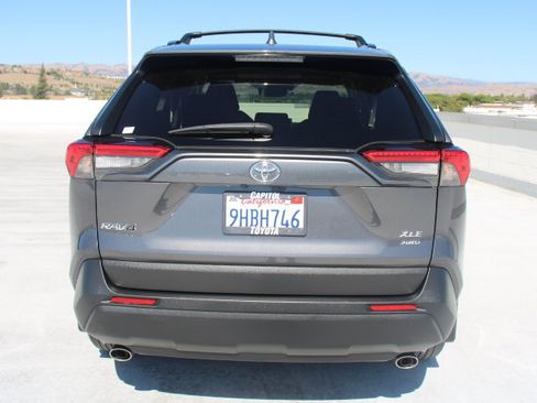 Certified 2023 Toyota RAV4 XLE w/ XLE Grade Weather Package AWD/4WD image 4