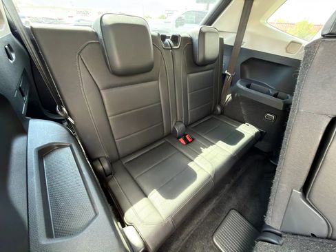 Used 2019 Volkswagen Tiguan SE FWD image 15