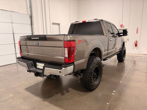 Used 2021 Ford F250 XLT w/ XLT Premium Package AWD/4WD image 5