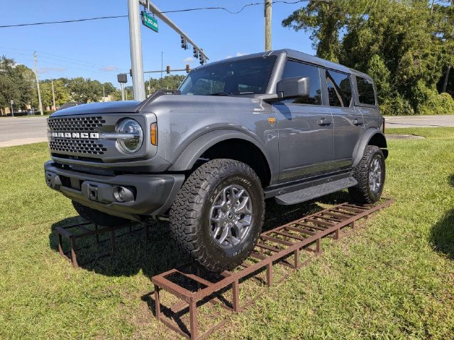 Used 2025 Ford Bronco Badlands AWD/4WD image 7