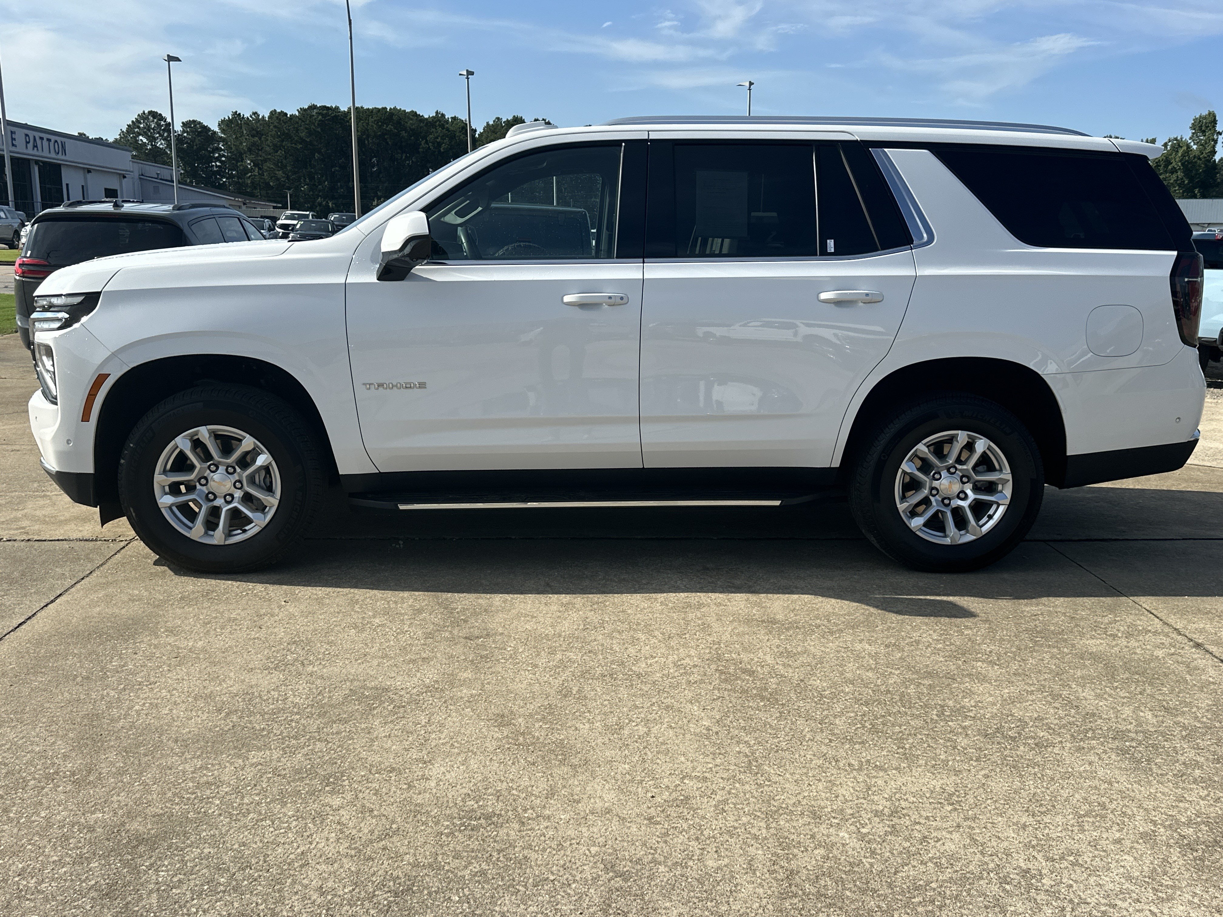 Certified 2025 Chevrolet Tahoe LT AWD/4WD image 9