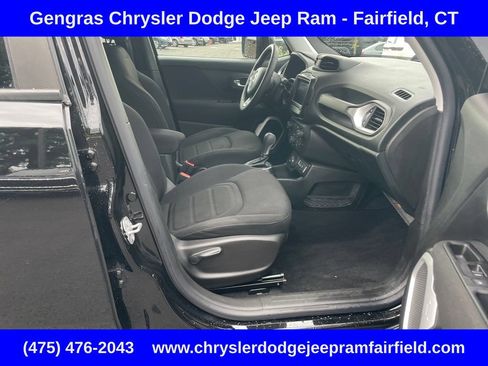 Certified 2021 Jeep Renegade Latitude AWD/4WD image 20
