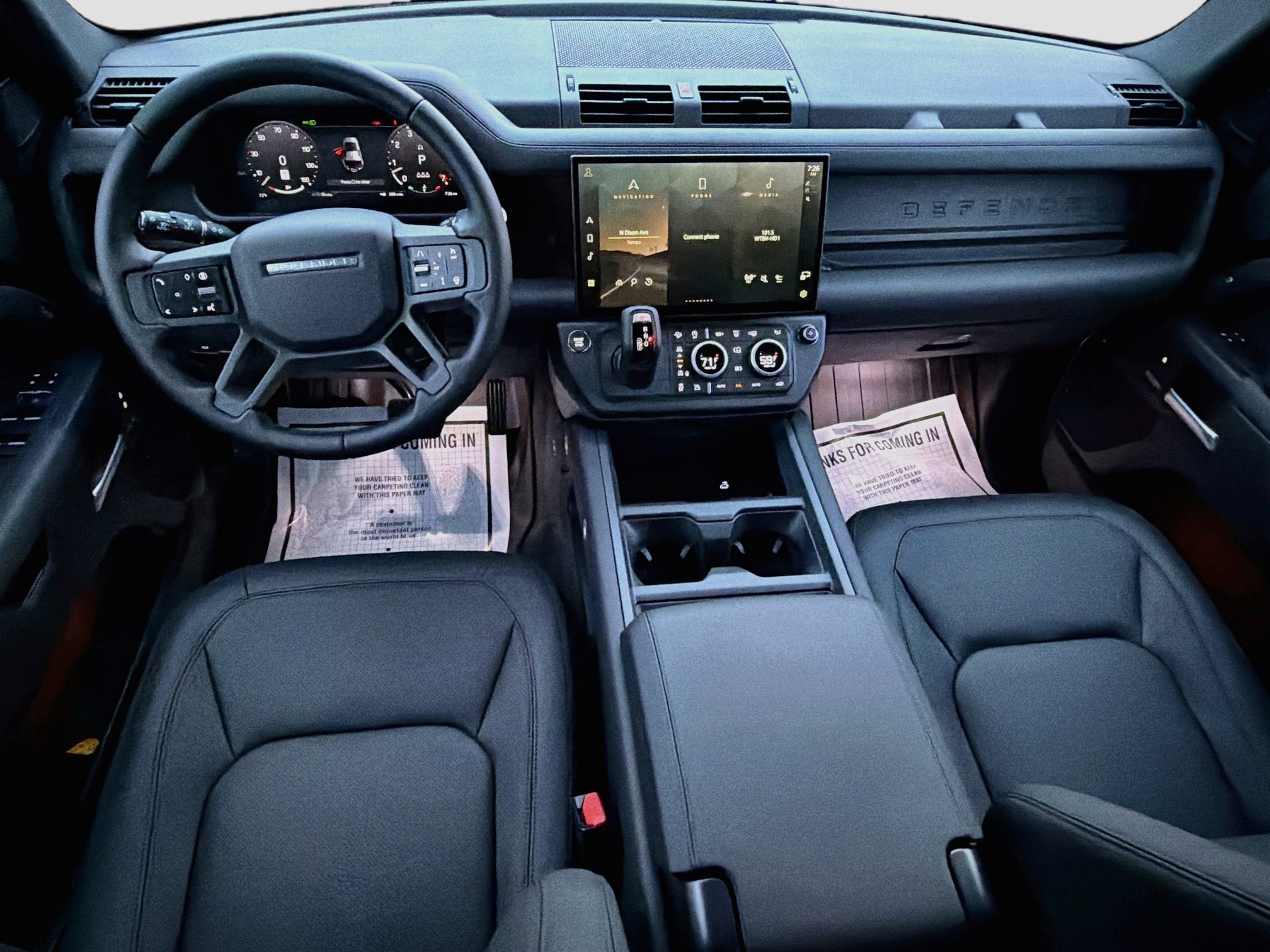 New 2026 Land Rover Defender 110 X-Dynamic SE AWD/4WD image 15
