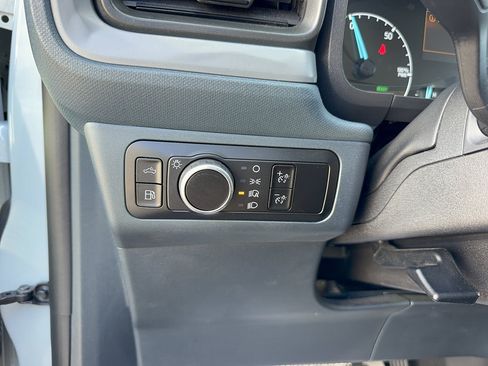 Certified 2024 Ford Maverick XLT w/ XLT Luxury Package FWD image 28