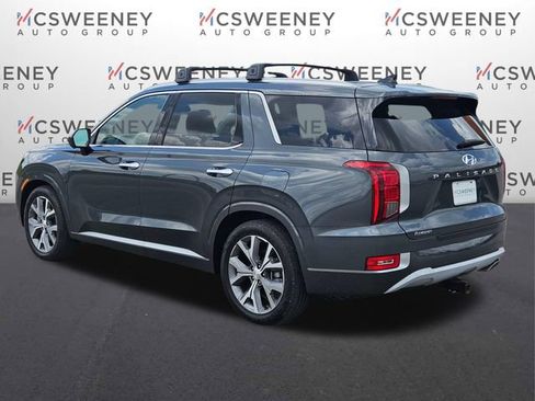 Used 2022 Hyundai Palisade Limited FWD image 3