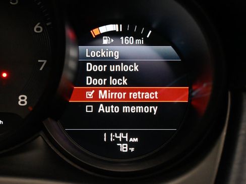 Used 2023 Porsche Macan GTS image 96