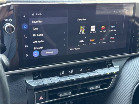 Used 2025 Toyota Camry SE w/ Multimedia Upgrade Package FWD image 25