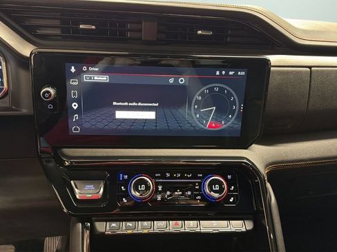 Used 2025 GMC Sierra 1500 AT4 AWD/4WD image 11