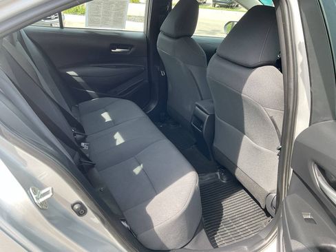 Used 2021 Toyota Corolla LE FWD image 43